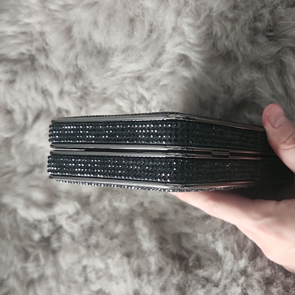 💎RARE💎 NWOT Michael Kors Black Elsie Crystal Embellished Box Clutch - Picture 9 of 16